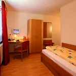 Hotel Therme 51° Physio & 4*