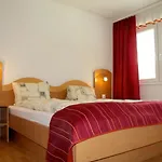 Therme 51° Physio & Hotel
