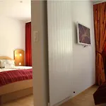 Therme 51° Physio & Hotel