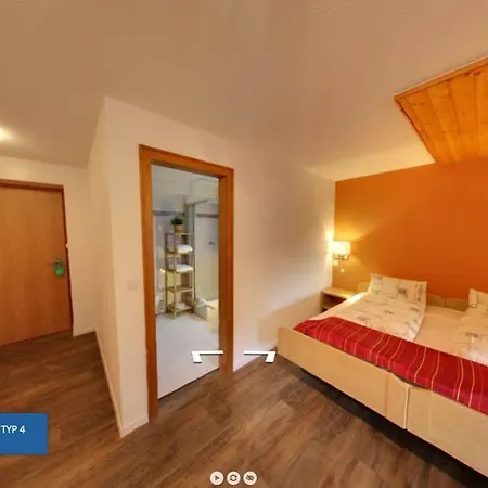 Therme 51° Physio & מלון 4*