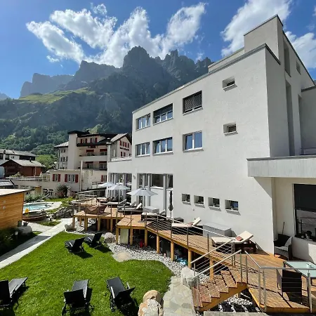 Therme 51° Physio & Hotell