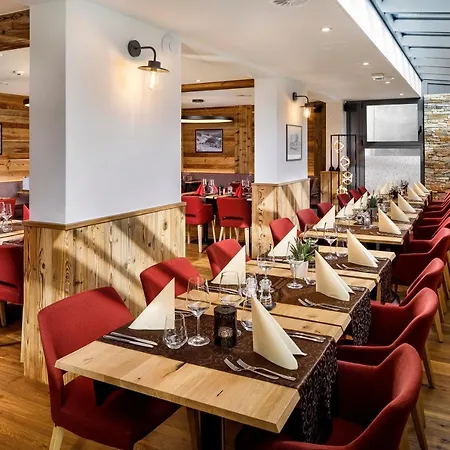 Hotel Therme 51° Physio & 4*