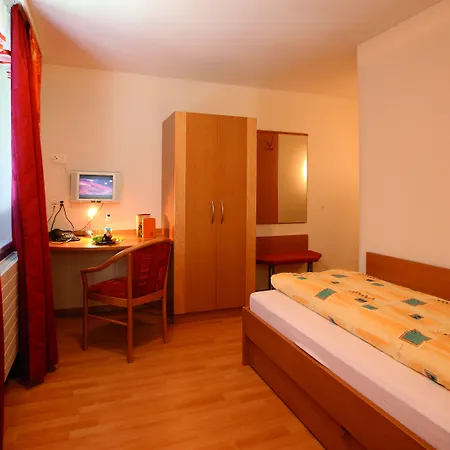 Hotell Therme 51° Physio & 4*