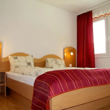 Therme 51° Physio & Hotell