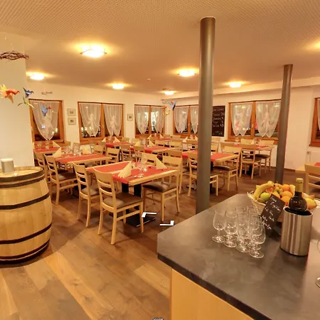 Therme 51° Physio & Hotell 4*