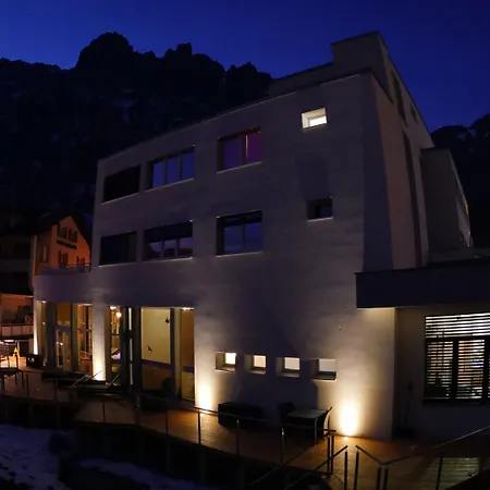 Therme 51° Physio & Hotel Leukerbad