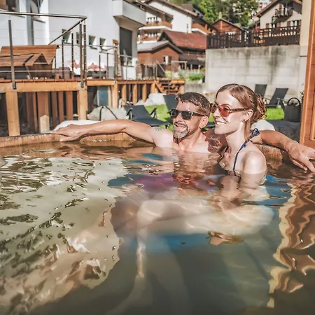 Therme 51° Physio & Hotel 4*