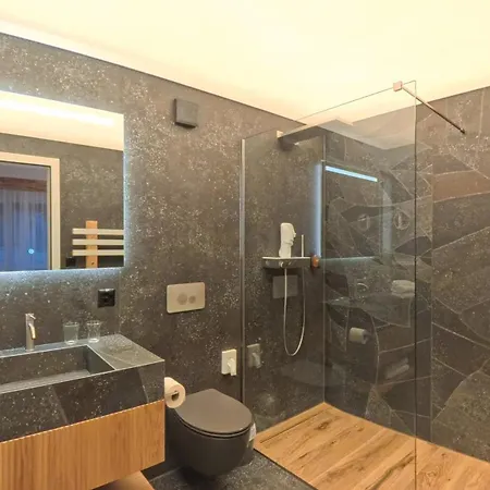 Therme 51° Physio & Leukerbad