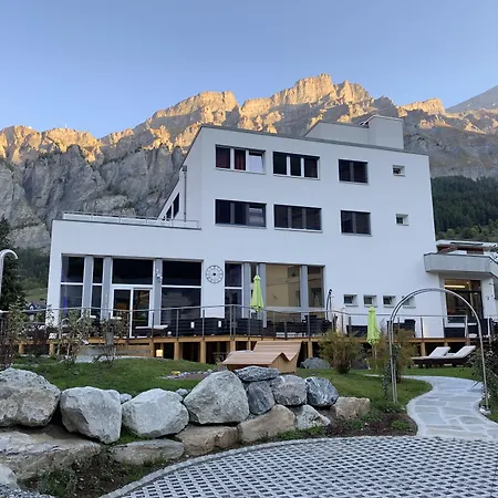 Therme 51° Physio & Hotel