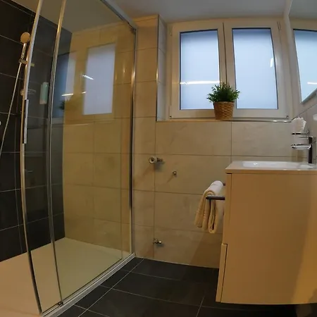 Therme 51° Physio & 4* Leukerbad