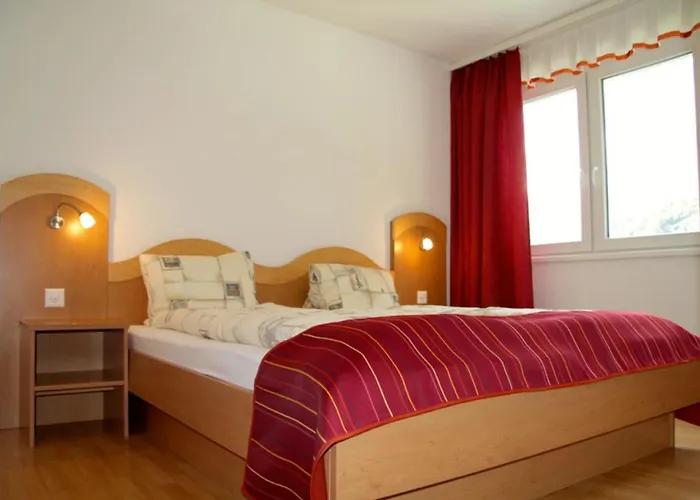 Therme 51° Physio & מלון