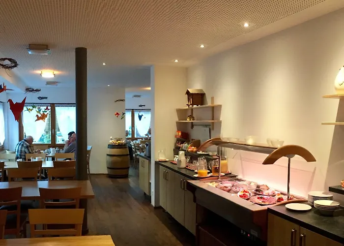 מלון Therme 51° Physio & לויקרבאד